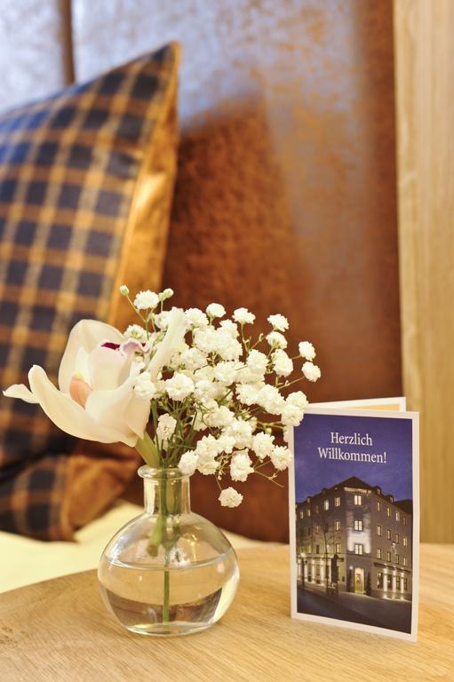 Hotel Blauer Bock Munchen Bagian luar foto