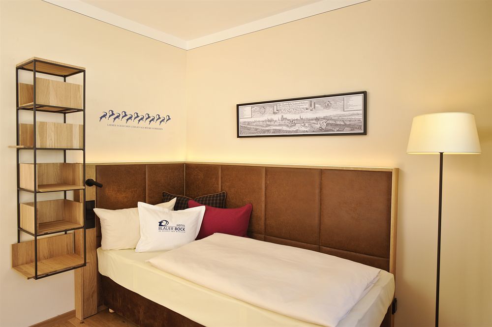 Hotel Blauer Bock Munchen Bagian luar foto